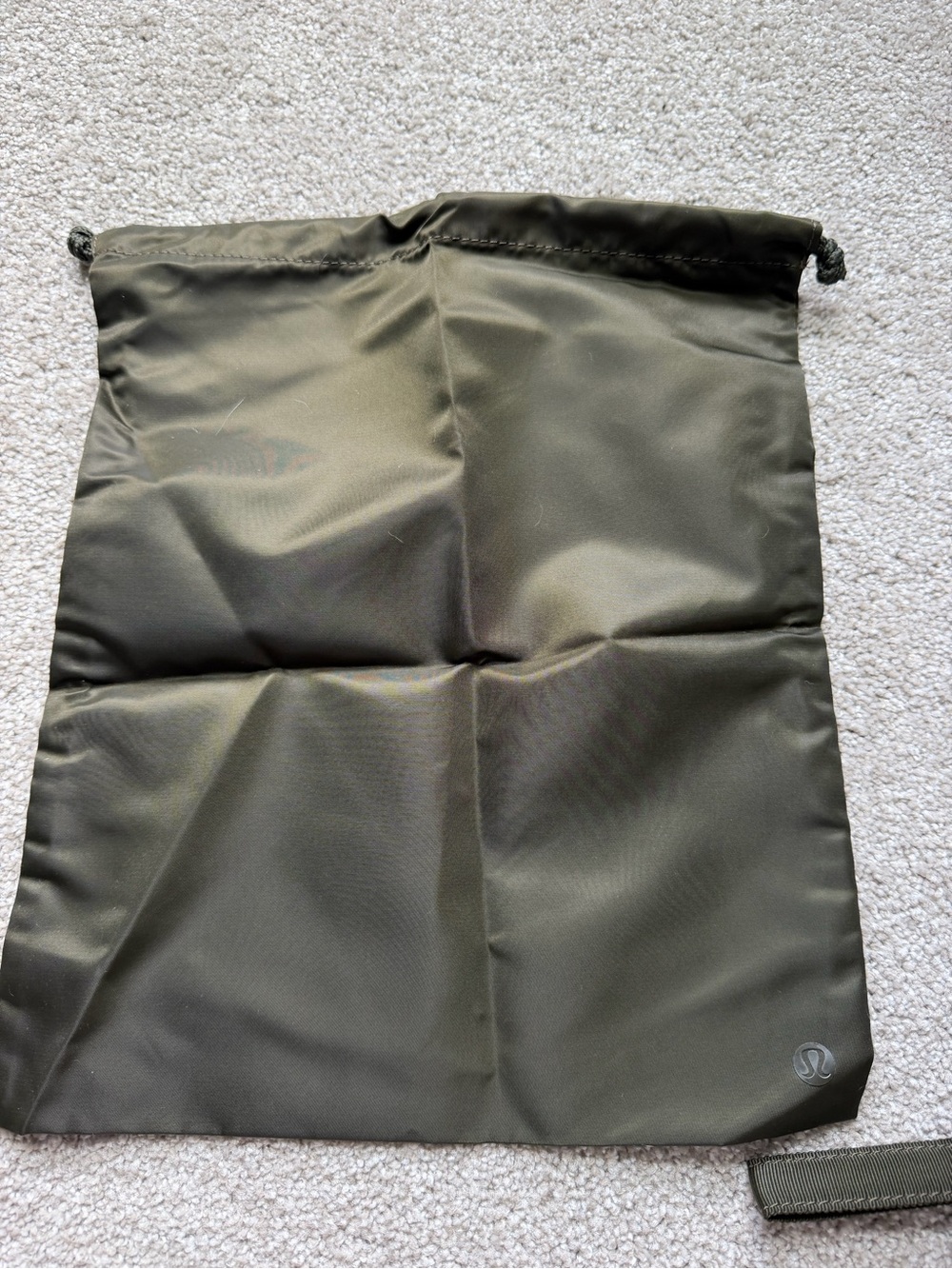 lululemon athletica Olive Green Shoulder Tote - Picture 8 of 10